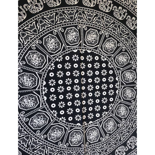 TENTURE MANDALA 200cm x 140cm réf:17/H