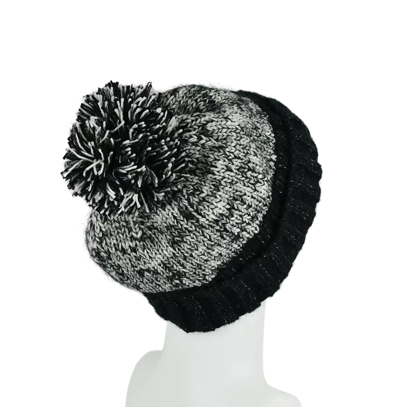 Bonnet Tricoté Noir et Écru Pompon -M