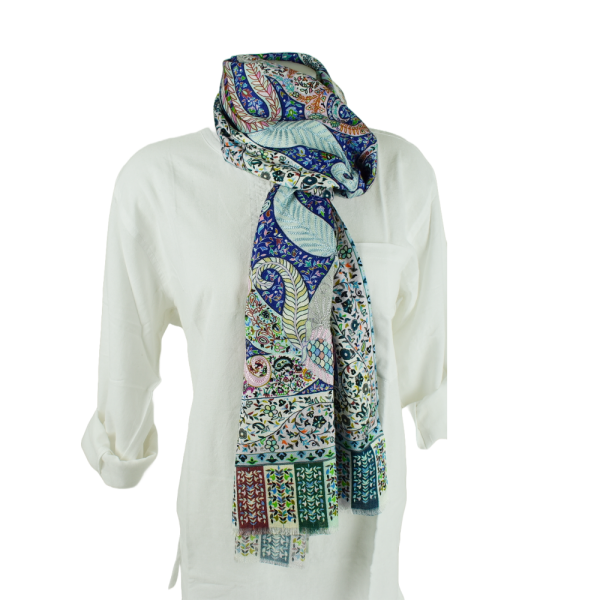 Écharpe Kongali Fine Broderie en Modal
