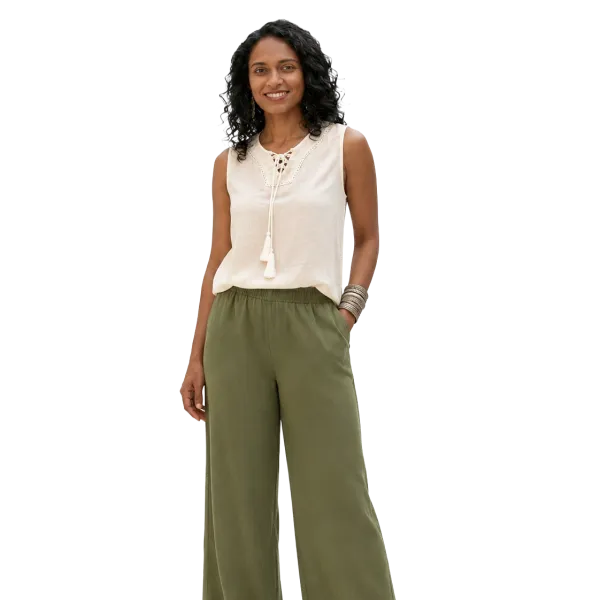 Top en Voile de Coton "Éclat Bohème" - Macramé et Pompons -