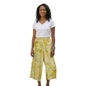 Pantalon Court Large en Soie Synthétique "Soleil d'Orient" - Imprimé Graphique Jaune